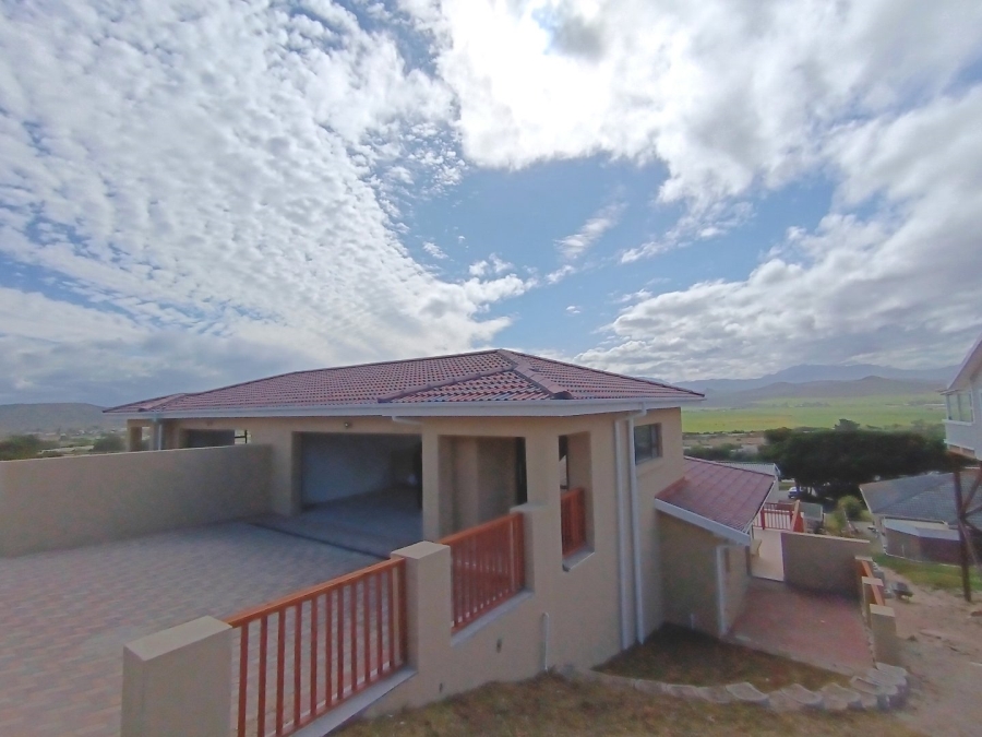 3 Bedroom Property for Sale in Fraaiuitsig Western Cape